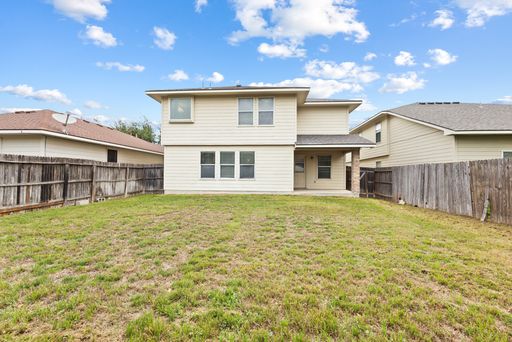 6526 Charles Field, Leon Valley, TX 78238