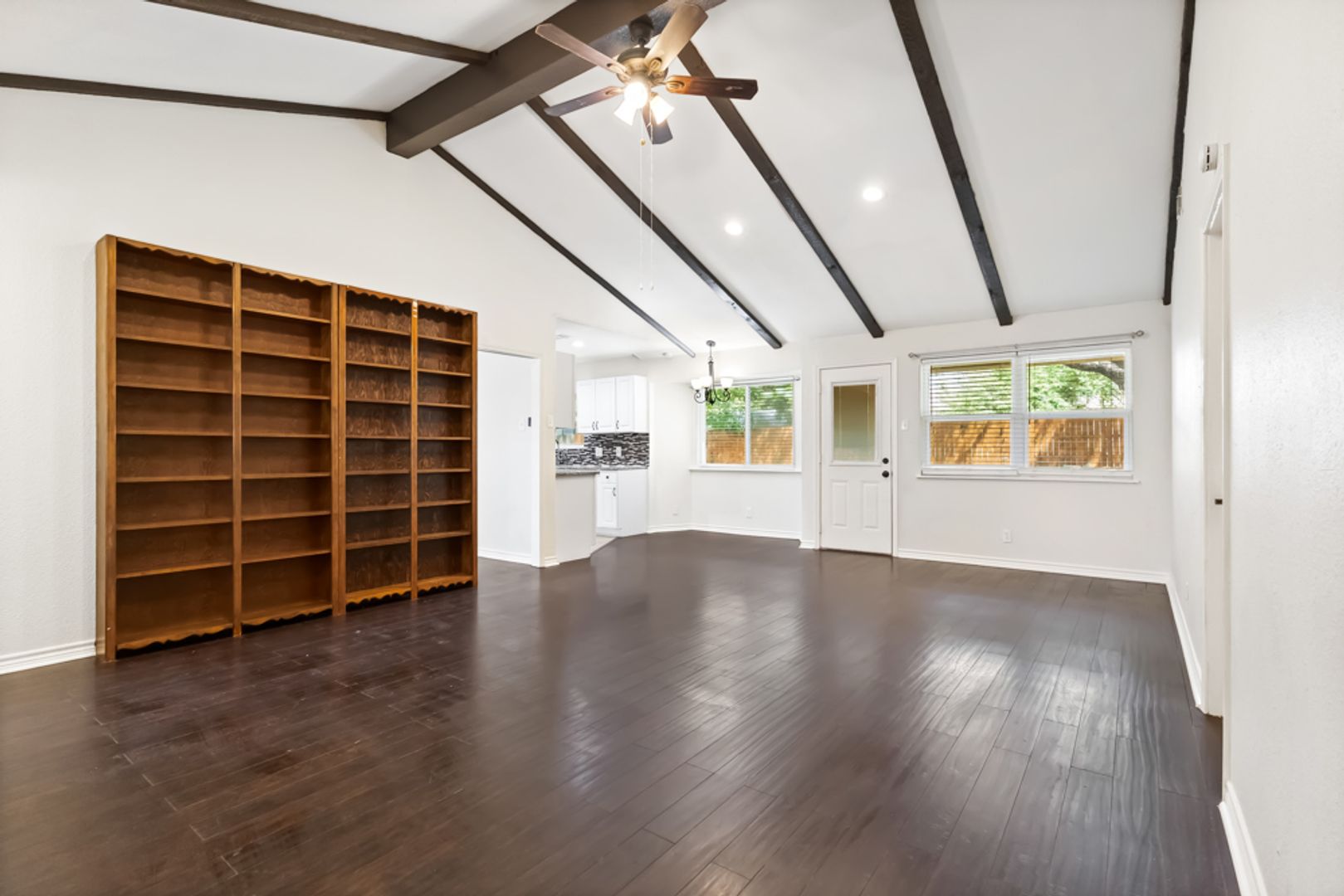 Universal City House: 115 Da Gama
