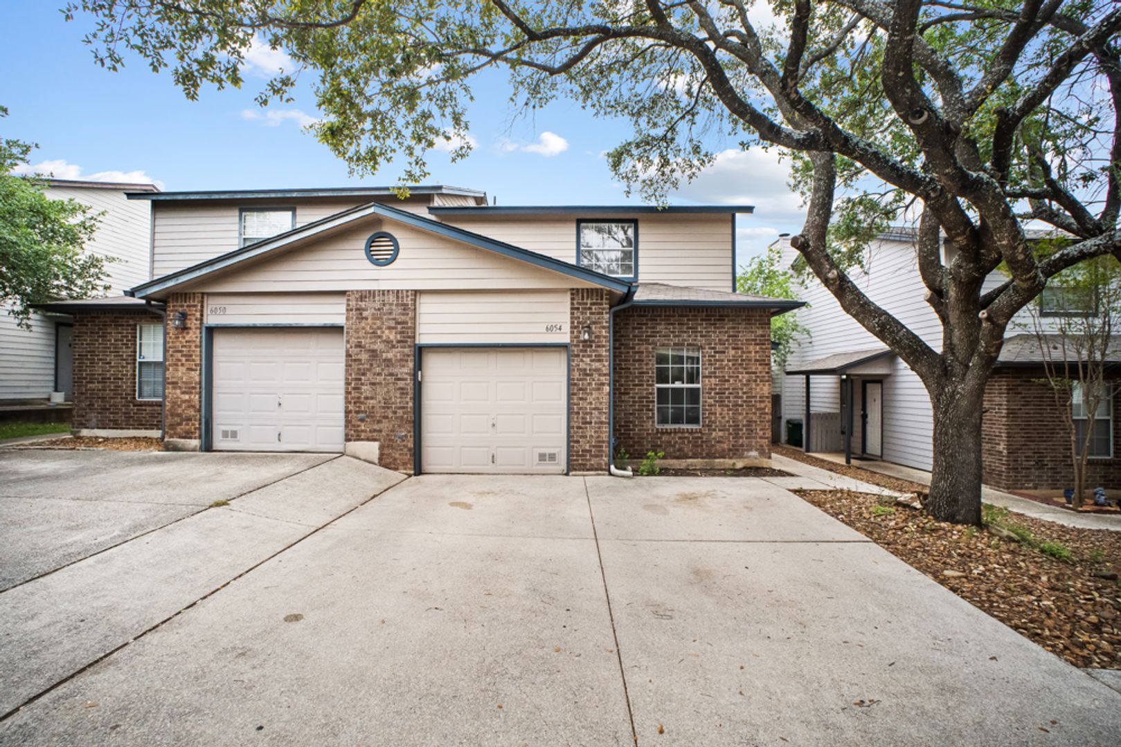 San Antonio House: 6054 Bantry Bay