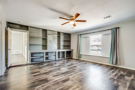 2610 Lakebriar St, San Antonio, TX 78222