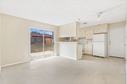 4718 Casa Oro, San Antonio, TX 78233