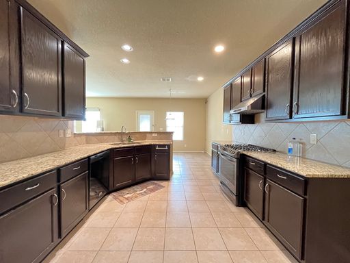 426 Tequila Ranch, San Antonio, TX 78245