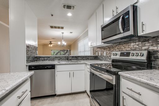11815 Vance Jackson Rd #606, San Antonio, TX 78230