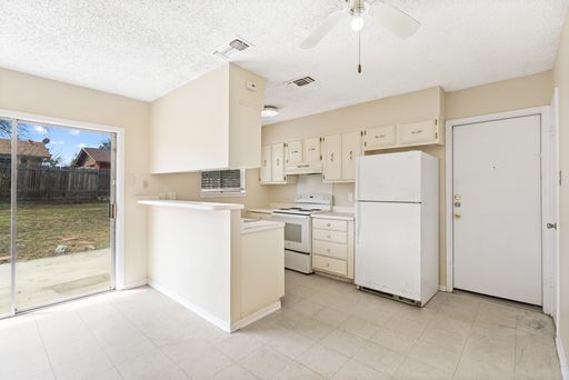 4718 Casa Oro, San Antonio, TX 78233