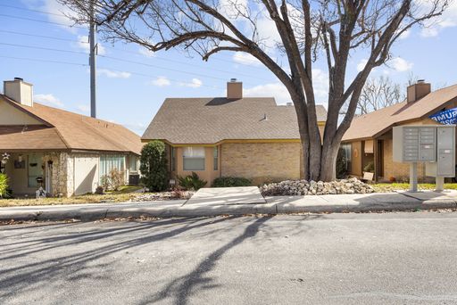 8430 Cranberry Hill, San Antonio, TX 78254