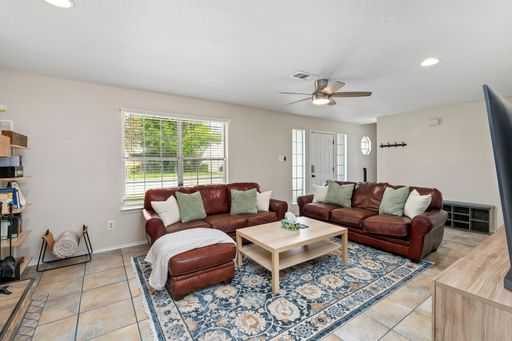 7306 Park West, San Antonio, TX 78250