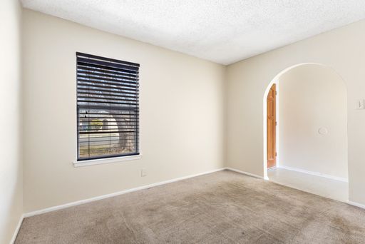 4718 Casa Oro, San Antonio, TX 78233