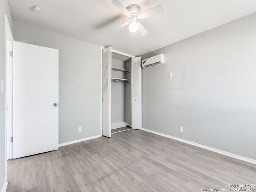 5830 Castle Yard, San Antonio, TX 78218