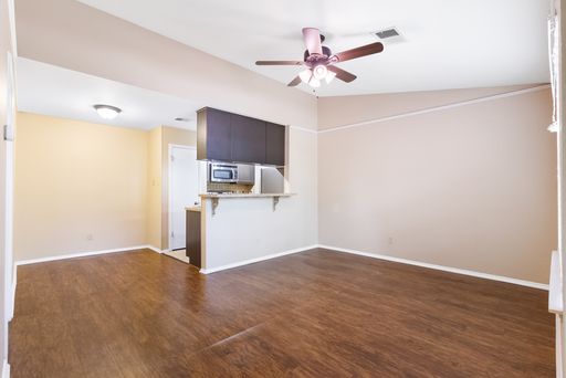 4803 Hamilton Wolfe Rd #916, San Antonio, TX 78229