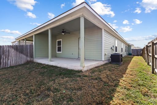 636 Heathers Way, Seguin, TX 78155