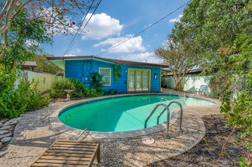 123 Westchester, San Antonio, TX 78217