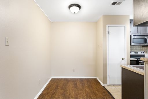 4803 Hamilton Wolfe Rd #916, San Antonio, TX 78229