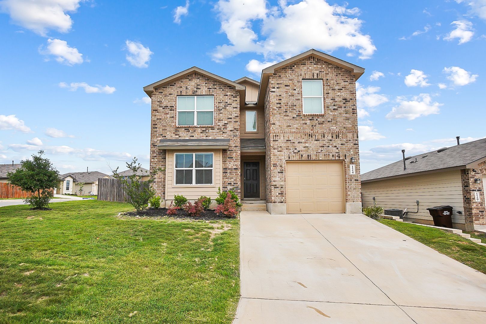 San Antonio House: 124 Winged Teal