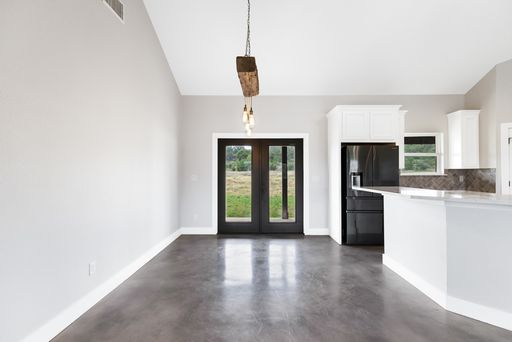 4574 Bump Gate Rd, Pipe Creek, TX 78063