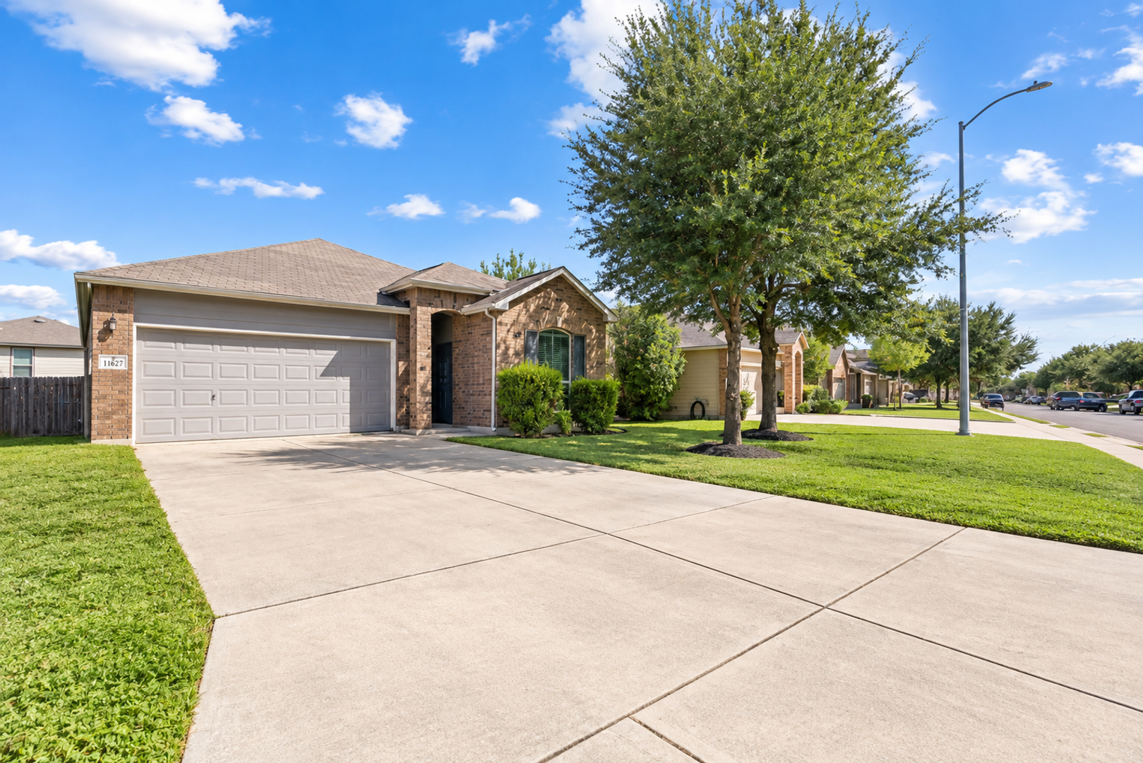 San Antonio House: 11407 Oaks Hike