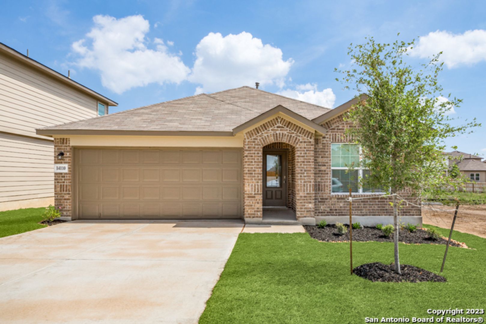 San Antonio House: 14110 Lavaca Springs