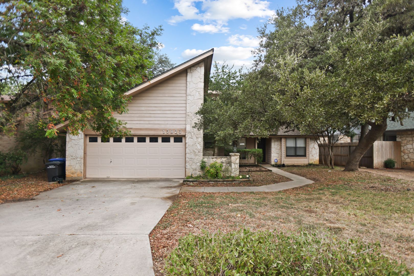 San Antonio House: 13823 Chisom Creek