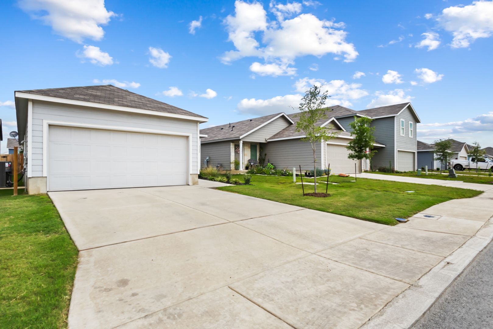 San Antonio House: 1355 Neria Loop