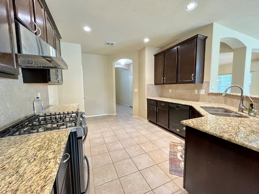 426 Tequila Ranch, San Antonio, TX 78245