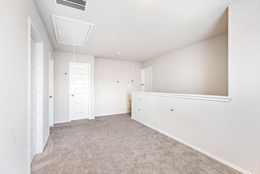 2432 Ayers Dr, Seguin, TX 78155