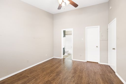 4803 Hamilton Wolfe Rd #916, San Antonio, TX 78229