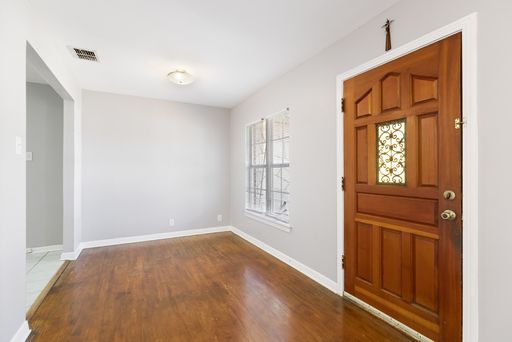210 Dryden, San Antonio, TX 78213
