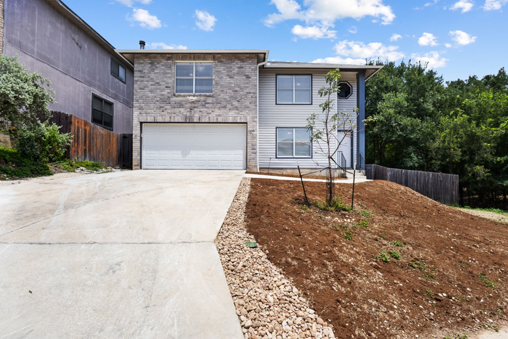 San Antonio House: 7705 Autumn Bluff