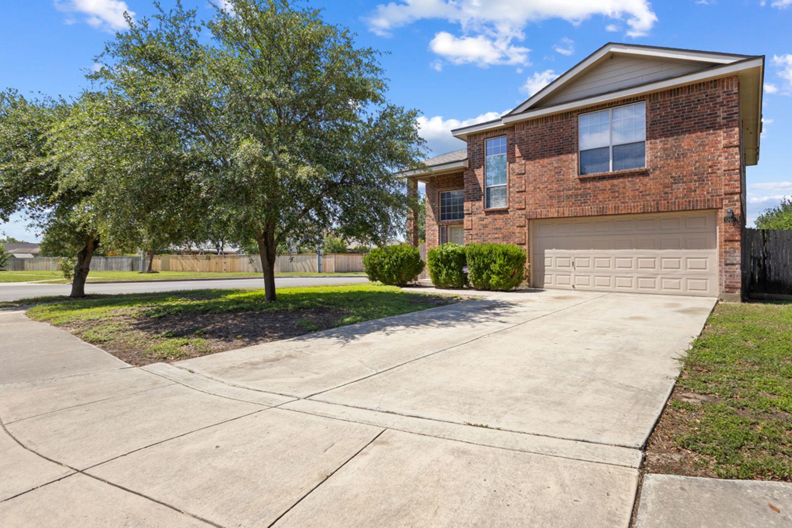 San Antonio House: 10602 Tiger Horse Cove