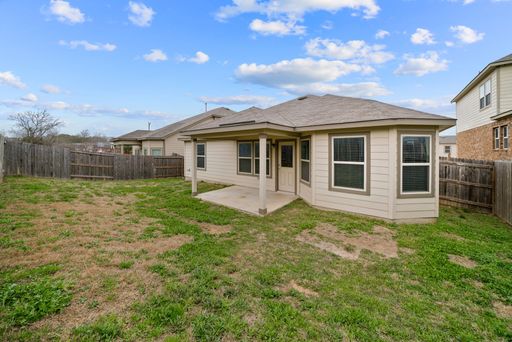 6106 Rio Piedra Dr, San Antonio, TX 78247