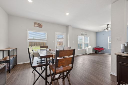 5910 Frisbee Path, Converse, TX 78109