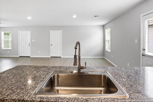 13907 Silos Meadows, San Antonio, TX 78252