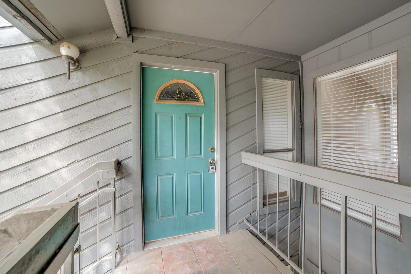 San Antonio House: 3843 Barrington Unit 242K
