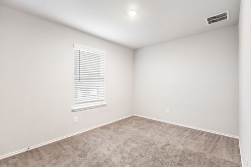 2432 Ayers Dr, Seguin, TX 78155