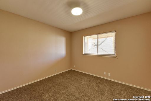 1431 Loma Alto Rd #4, San Antonio, TX 78232