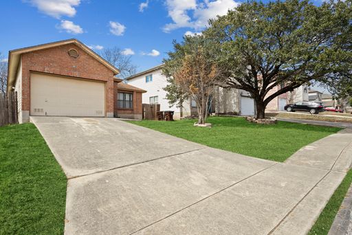 9711 Arcade Ridge, San Antonio, TX 78239