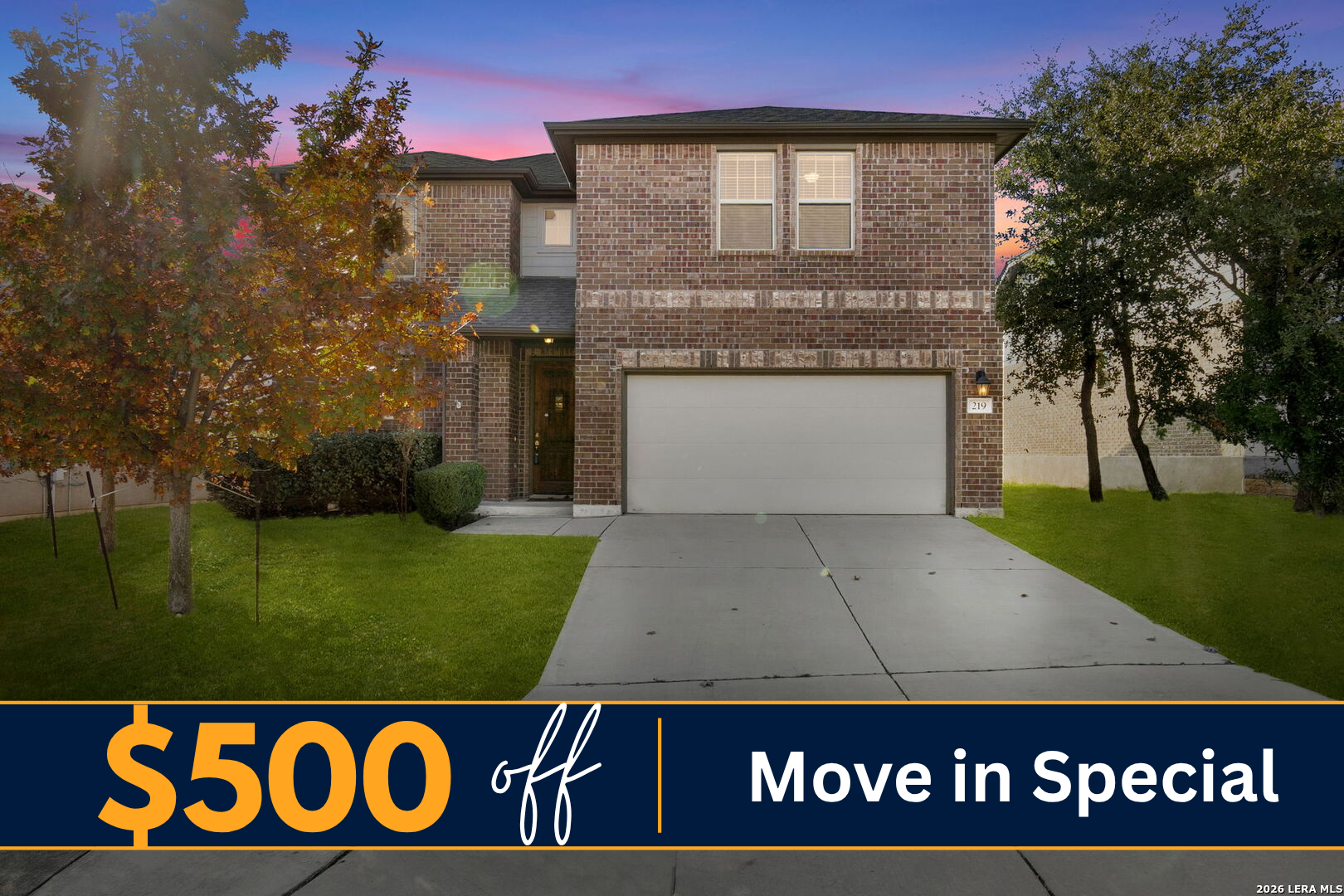 San Antonio House: 219 Lucchese St