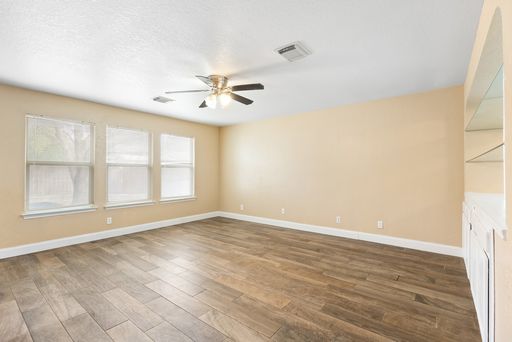 140 Springtree Pkwy, Cibolo, TX 78108