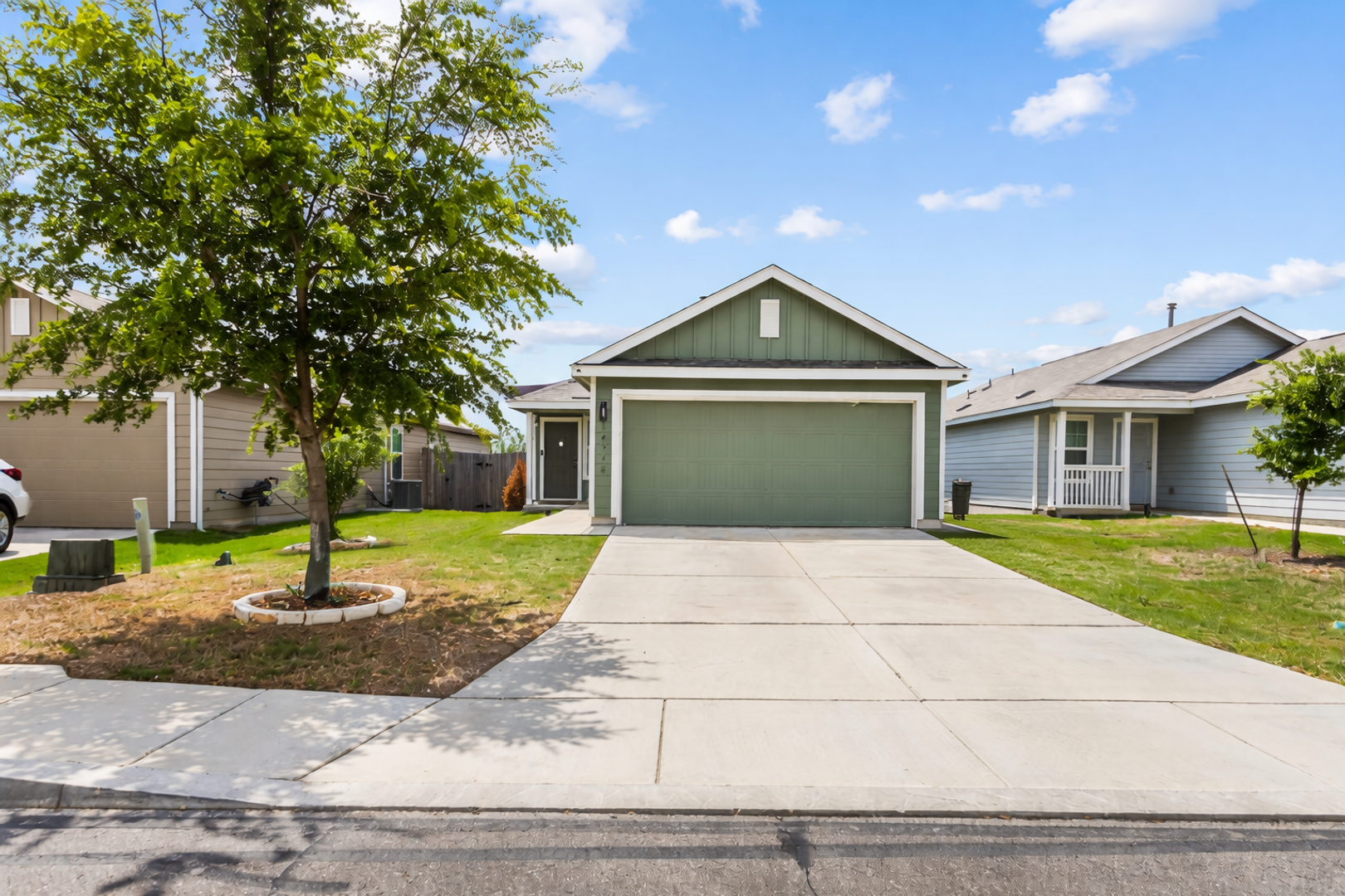 San Antonio House: 14950 Watson Mill