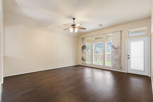 8710 White Crown, San Antonio, TX 78254