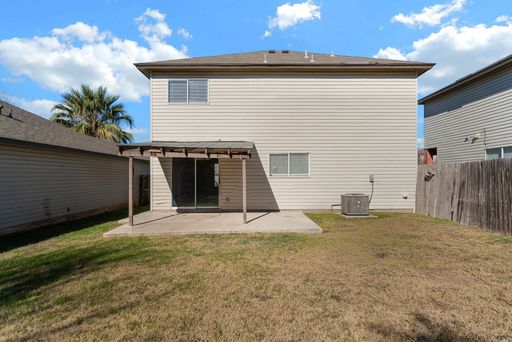 7038 Cole Creek Dr., Converse, TX 78109