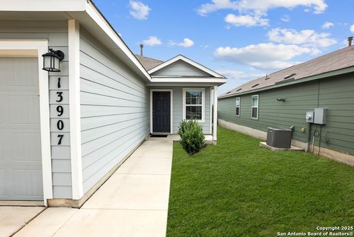 13907 Silos Meadows, San Antonio, TX 78252