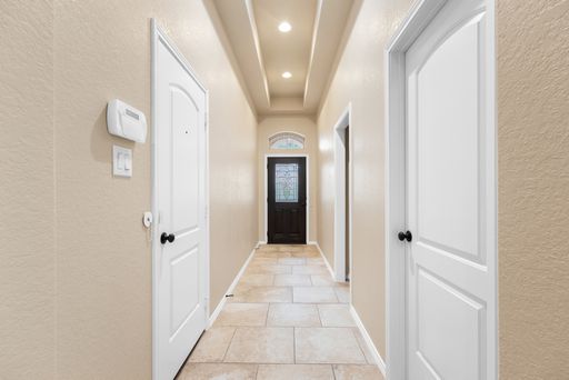 8710 White Crown, San Antonio, TX 78254