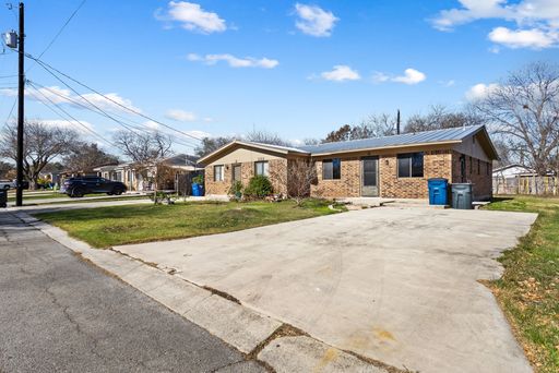 222 Redbud Lane Unit A, New Braunfels, TX 78130