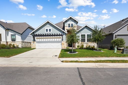 Stunning Single-Story 5-Bedroom Home in The Crossvine! – photo 1