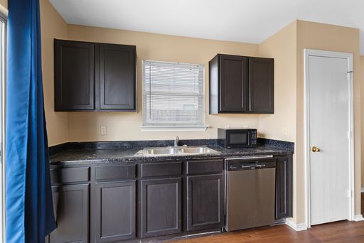8304 Heights Valley, Converse, TX 78109