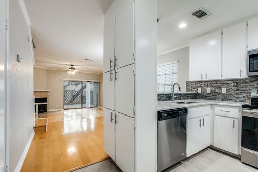 11815 Vance Jackson Rd #606, San Antonio, TX 78230