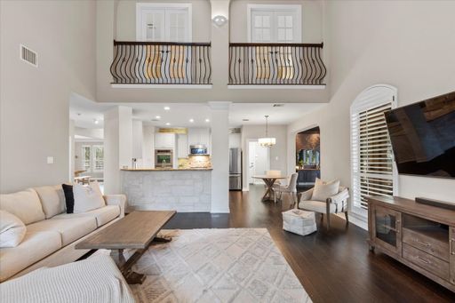 411 Cadence Hill, San Antonio, TX 78260