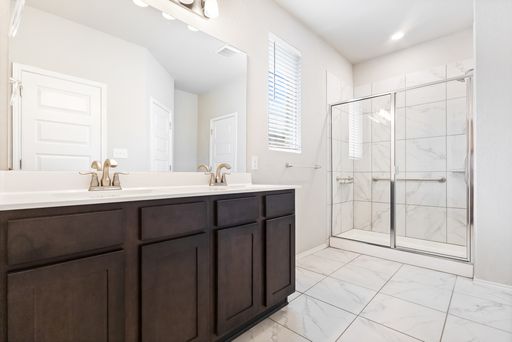5042 Italica Rd, San Antonio, TX 78253