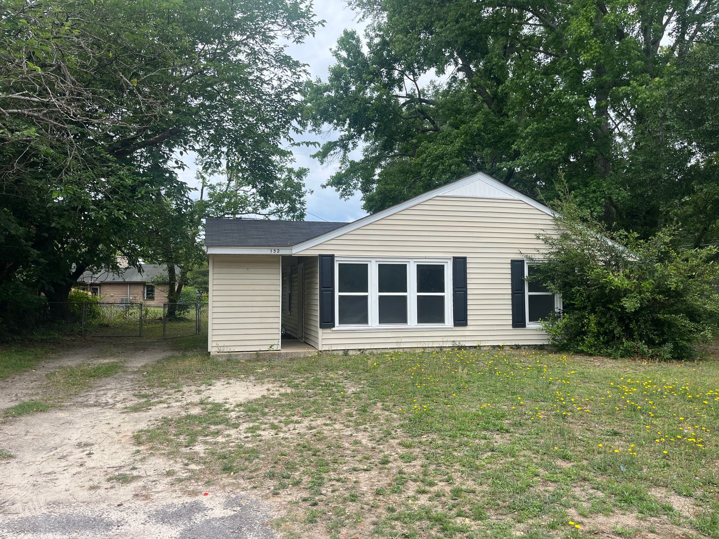 Aiken House: 132 Taylor Street