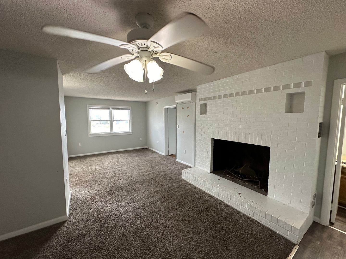 Nags Head Apartment: 7128 S VA Dare Trail